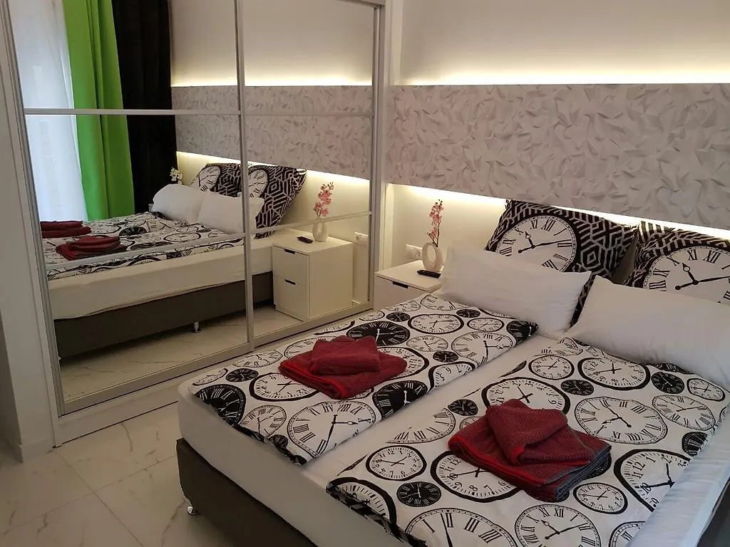 Laura Aristotelous Square Apartment Salonic