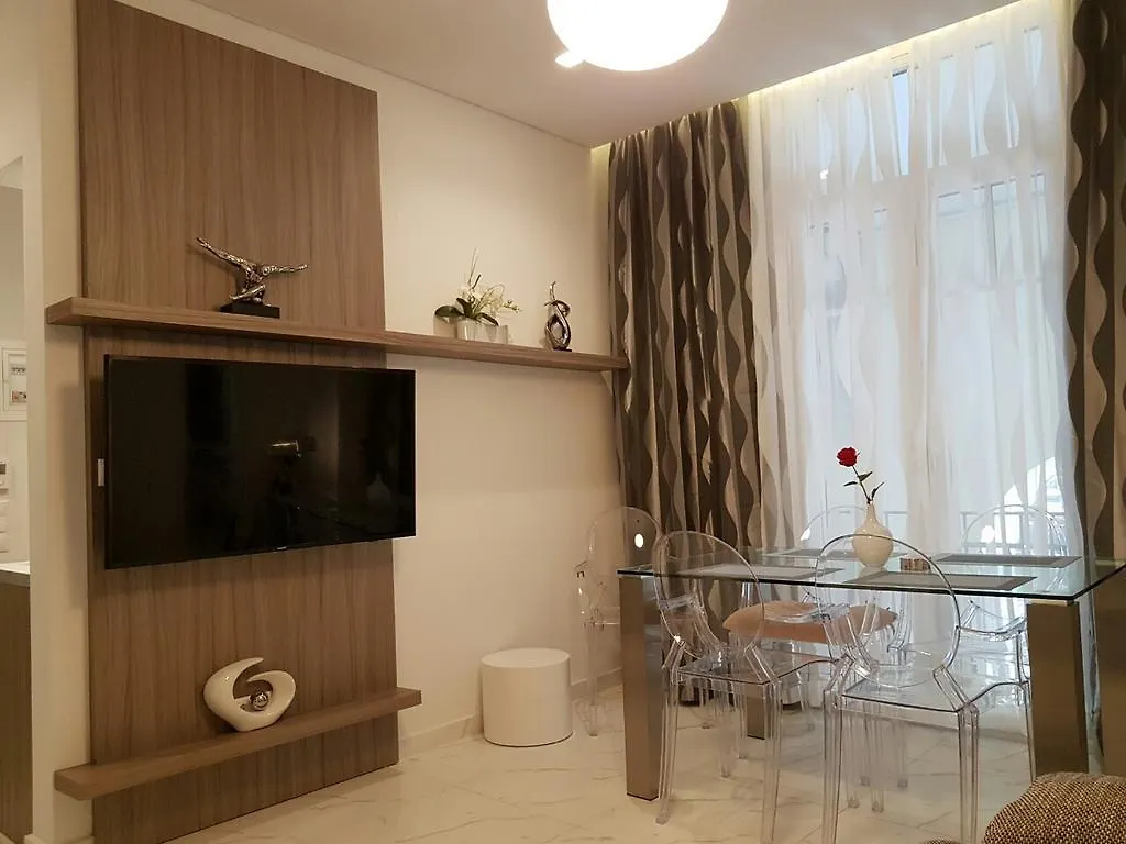Laura Aristotelous Square Apartment Salonic